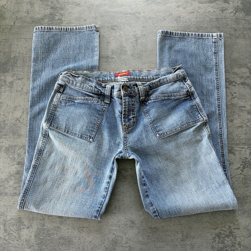 Vintage Y2K Women's Blue Asphalt Low Rise Leg Light Wash Denim jeans Size 11 30'